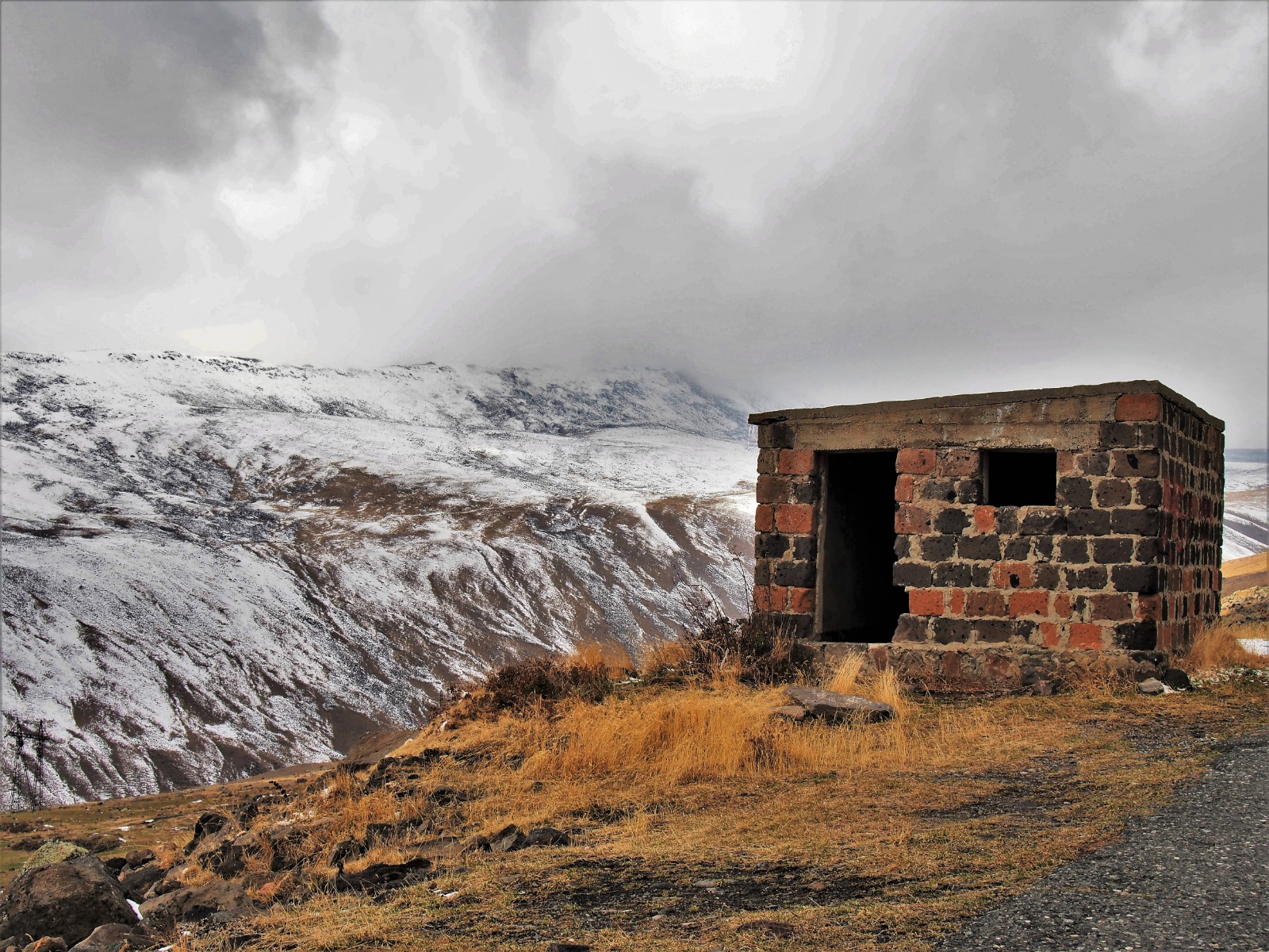Road of Amberd